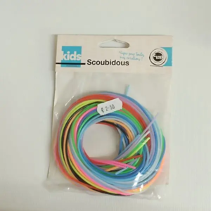 Fil à Scoubidou – Kit Créatif avec 20 Fils et 10 Couleurs