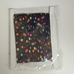 Biais de Couture Petit Pois Colorés sur Fond Noir – 5 m