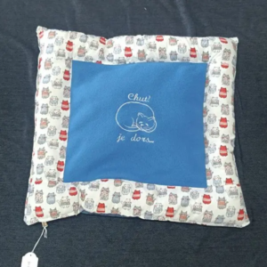 Coussin Dodo en Polaire brodé Ultra Douce – Confort Absolu