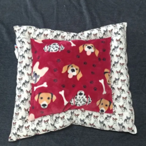 Coussin Dodo en Polaire Ultra Douce – Confort Absolu pour Votre Petit Chien