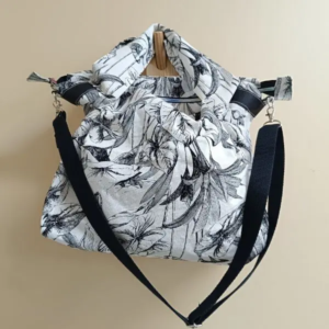 Sac Fourre-Tout Noir & Blanc – Chic, Élégant et Pratique (1)