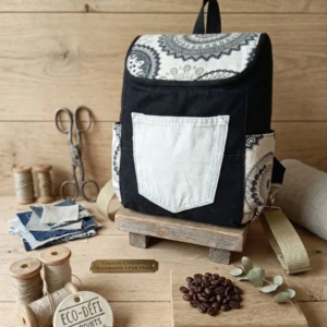 Sac à dos vintage en jean recyclé seconde main – Création artisanale labellisée Éco-défis1