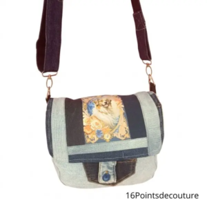 Sac Besace Alban – Motif Chien en Patchwork de Jean Recyclé